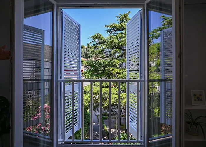 Novella Apartment